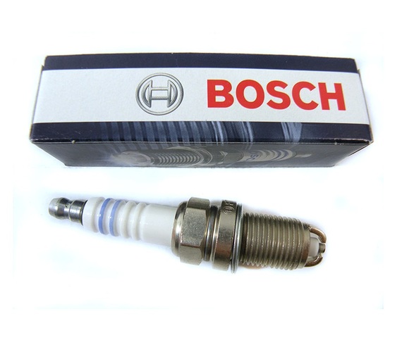 ŚWIECA ZAPŁONOWA BOSCH 0 241 235 751